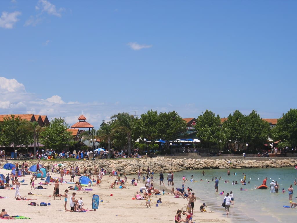 Beach around Hillary's Boat Harbour