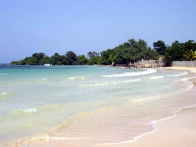 Little Dunn’s River Beach