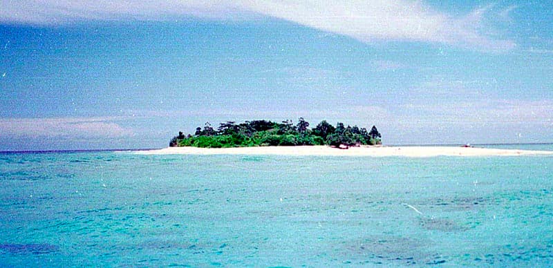 Banda Neira Beach