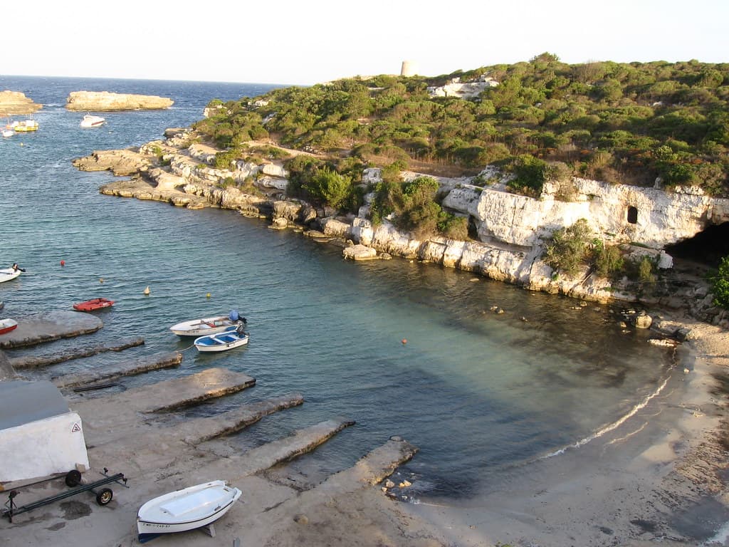 Binibeca Nou Beach — photo by fribbleblib