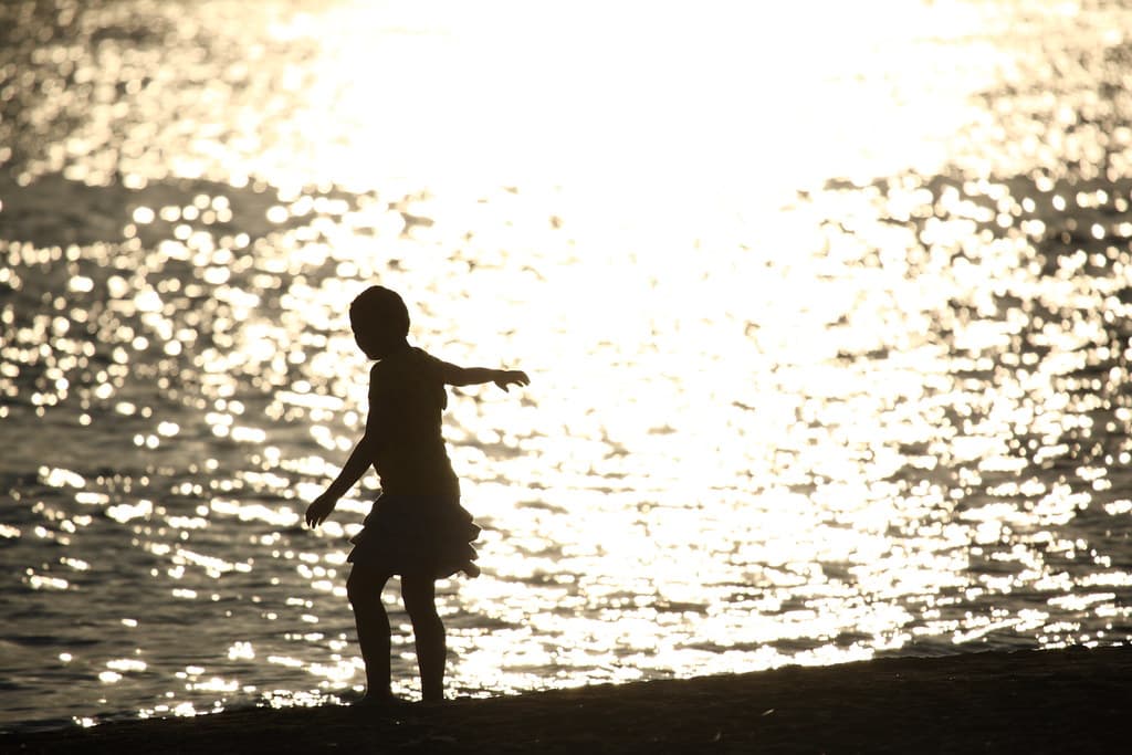 Hinode Seaside Park Beach — photo by mrhayata