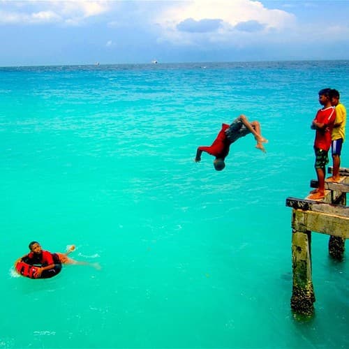 Loncat | Jump | Liang Beach, Ambon, Maluku #maluku #beach #liangbeach #jump #water #sea #seawater #coast #blue #kids