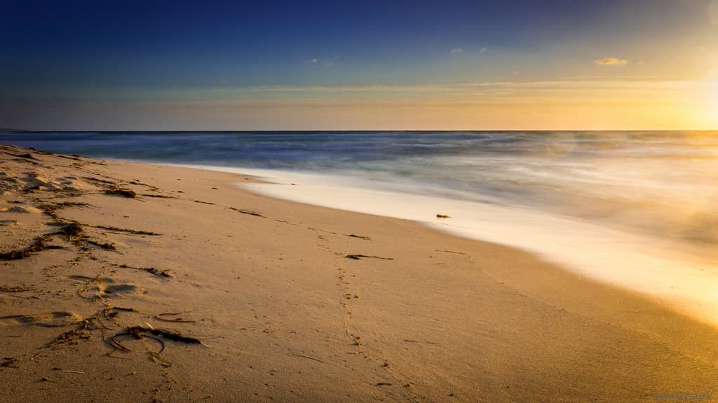 Slow Sunset over Trigg Beach
