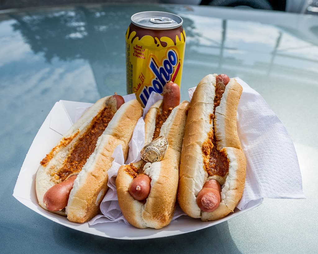 Bad Ass Texas Aggie Ring Has some "Dirty Water" Hot Dogs