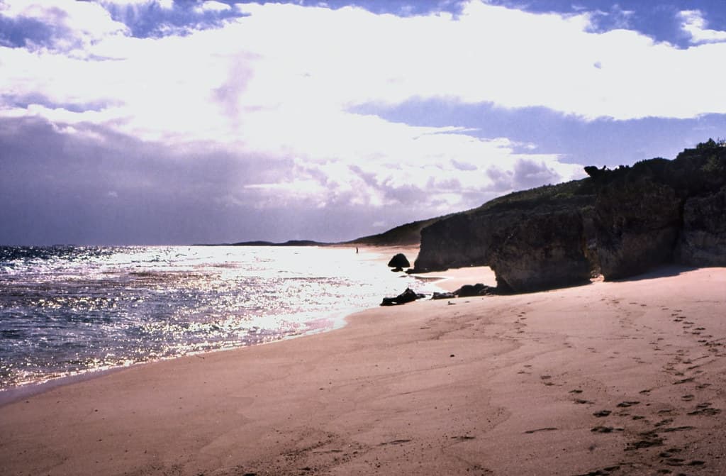 Monument Beach — photo by Rüdiger Stehn