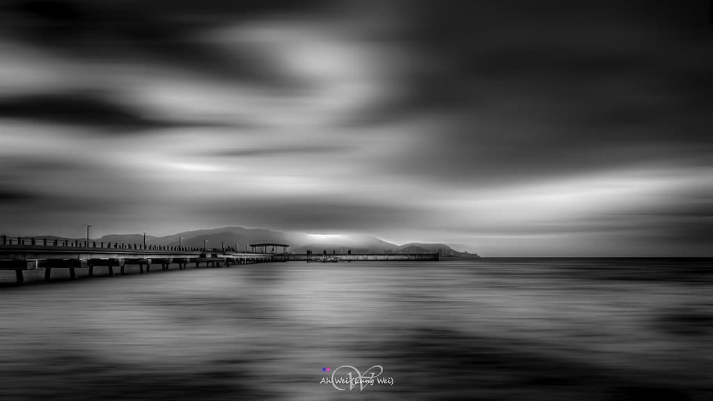 Sunset / Fine black and white