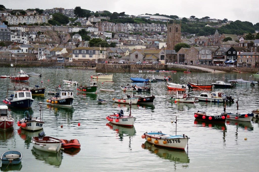 Le port et la ville, Saint Ives,  Cornouailles, Angleterre, Grande-Bretagne, Royaume-Uni.