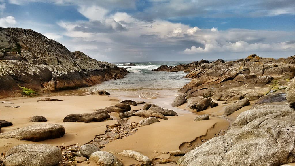 Praia das Furnas — photo by Abel Cerezuela Photography