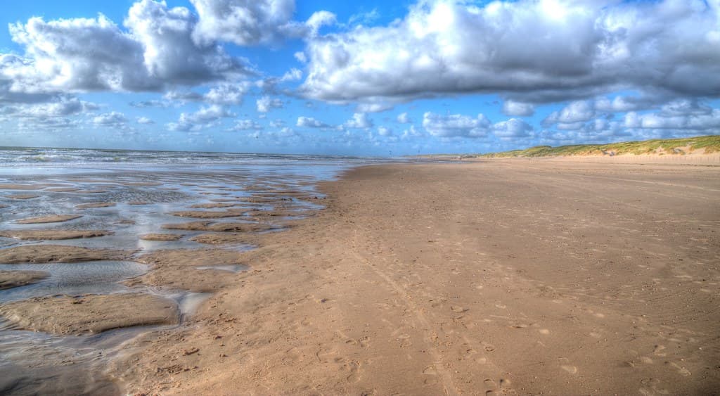 Callantsoog South Beach — photo by blavandmaster