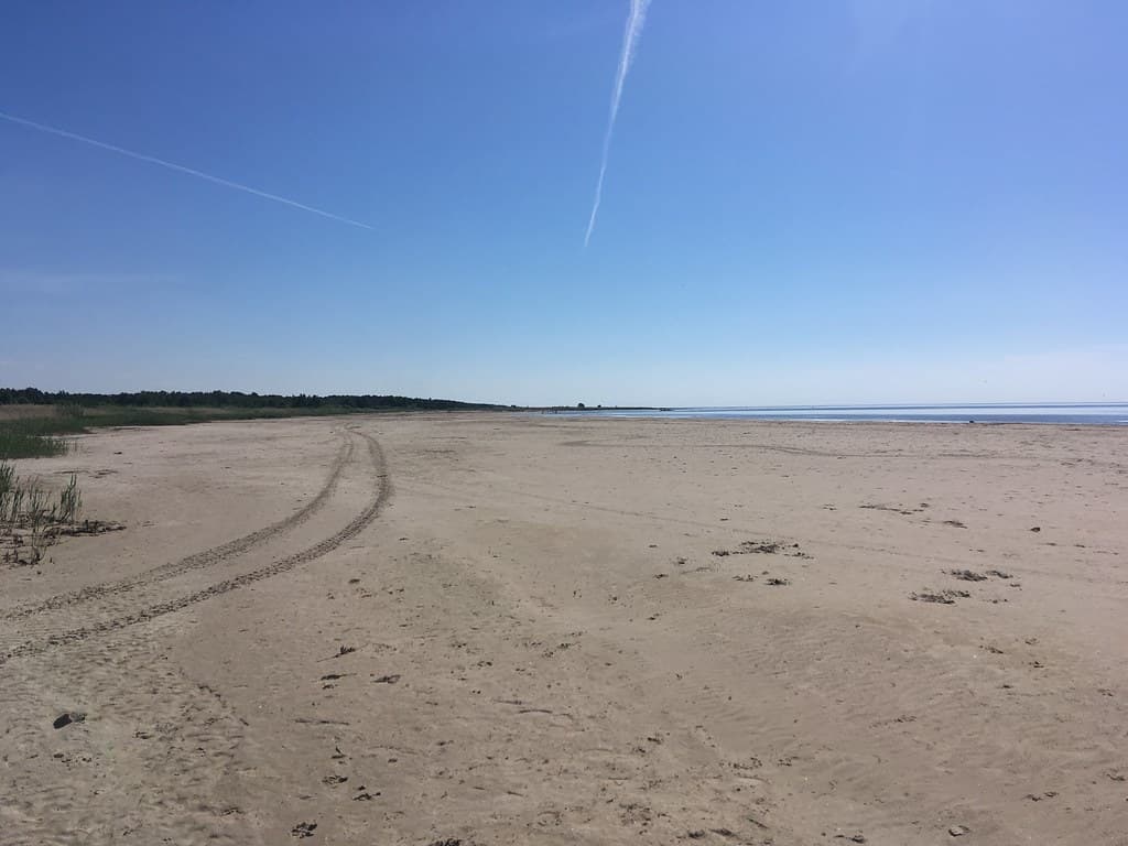 Ikla Beach — photo by sergei.gussev