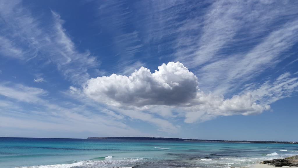 Playa de Ses Platgetes — photo by francesvirtual