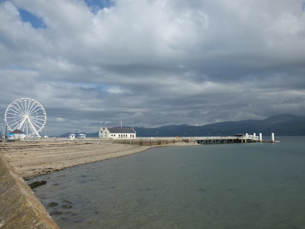 Heading to Beaumaris Pier