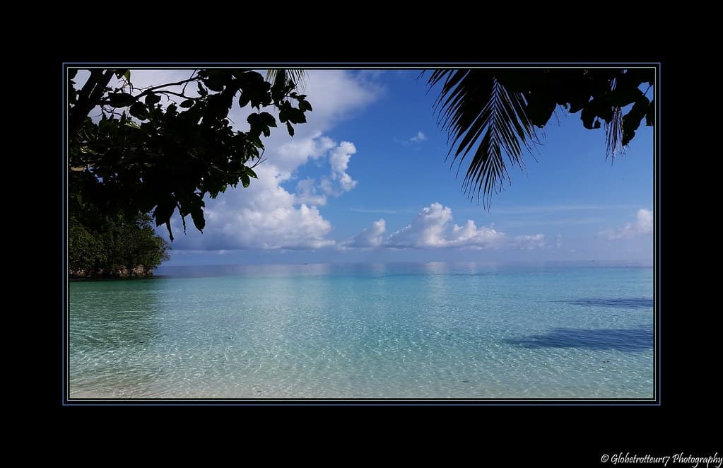Vue du Sera Beach Cottages- Ile de Malenge- Les Togian- Sulawesi- Indonésie- Indonesia