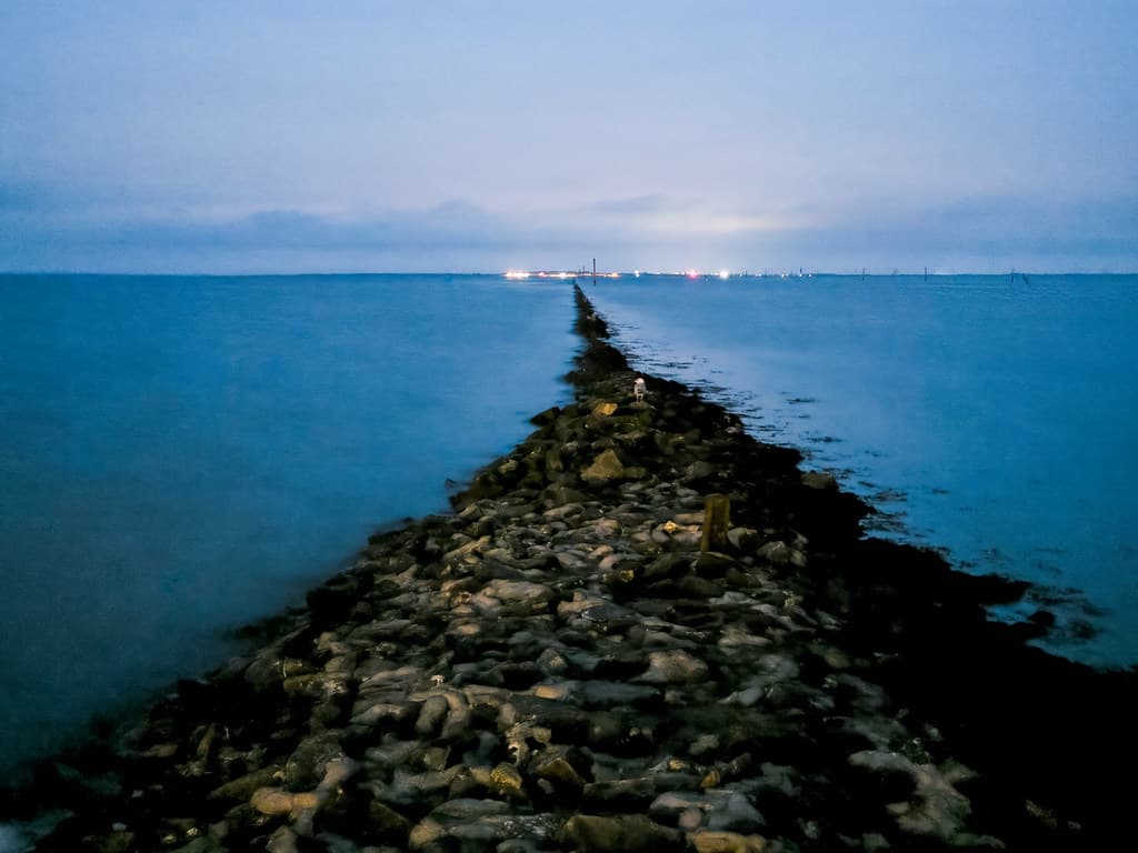 Bensersiel Mainland Beach — photo by Musicaloris