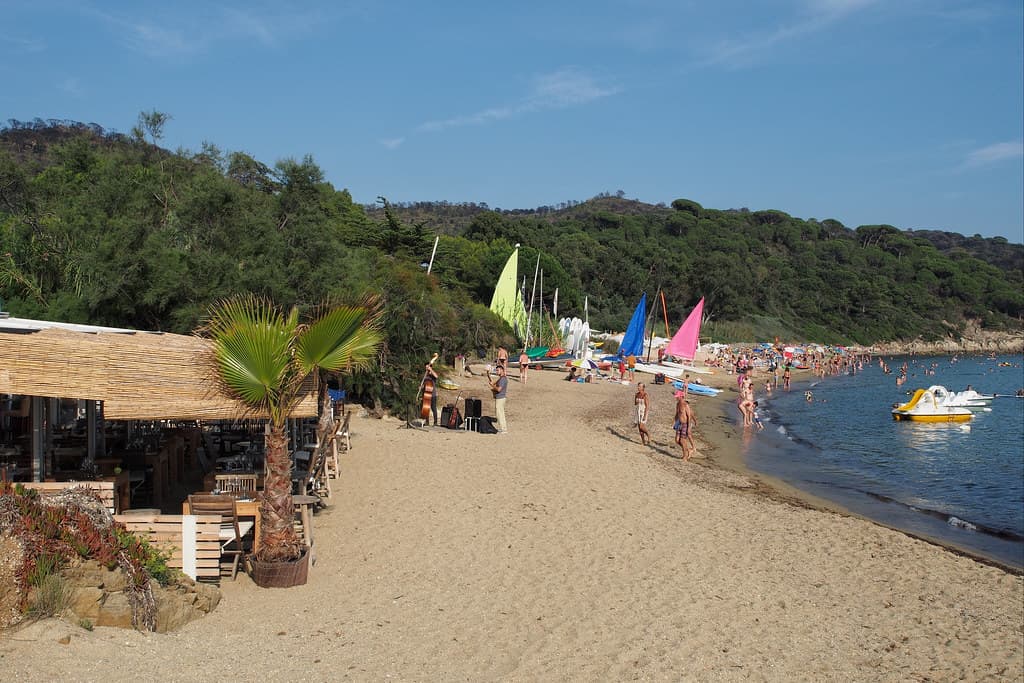 Plage de la Croix view 3
