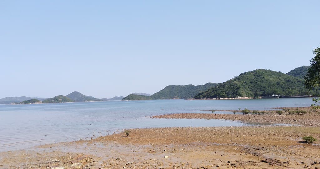 Lo Fu Wat Beach — photo by tak.wing