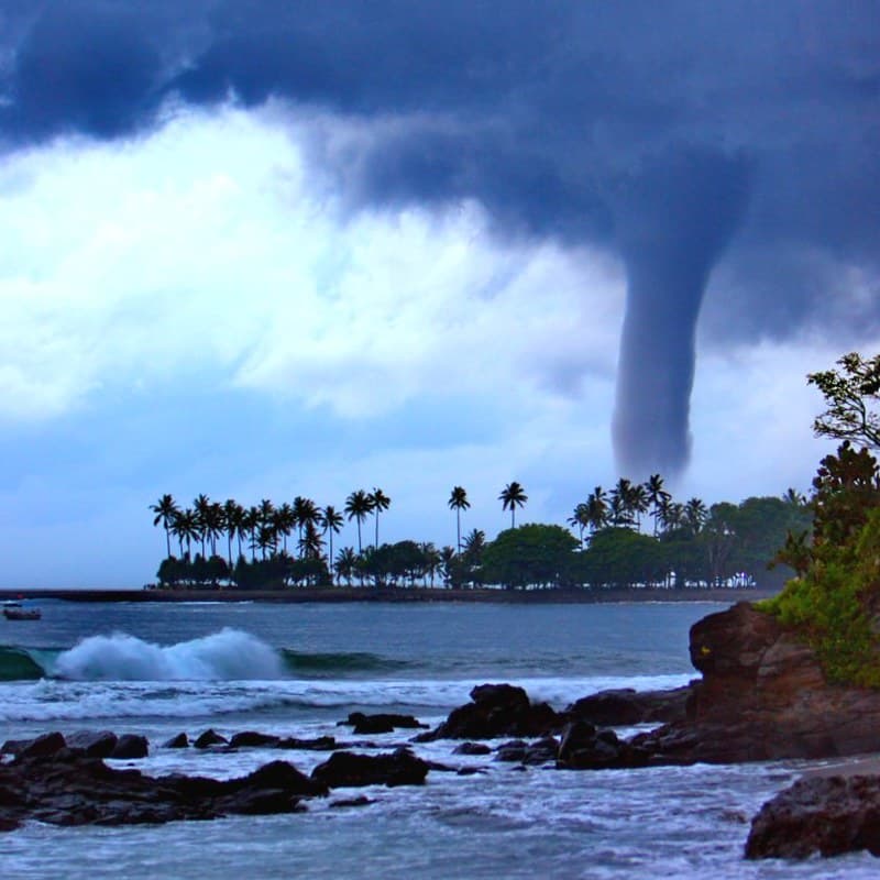 Under Attack, Senggigi Beach Lombok Indonesia