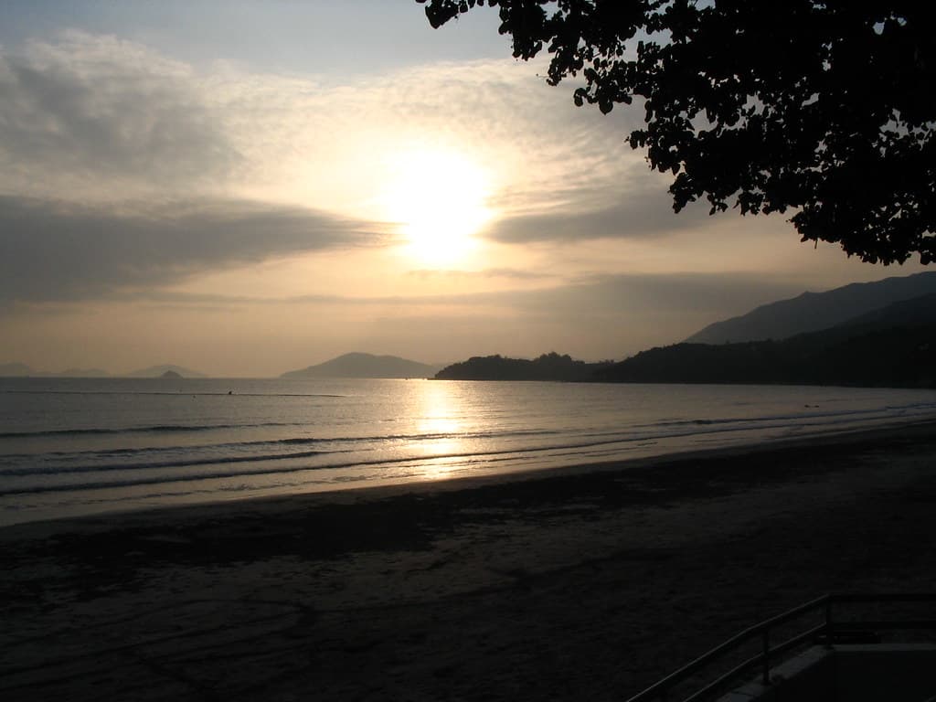 Lo Kei Wan Beach — photo by minghong