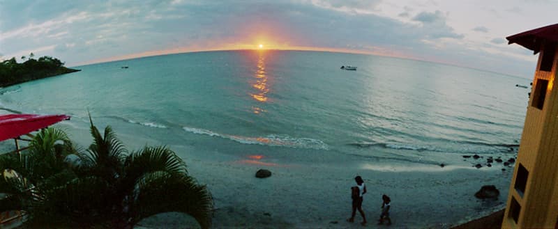 Bottom House Bay Beach — photo by RubioBuitrago