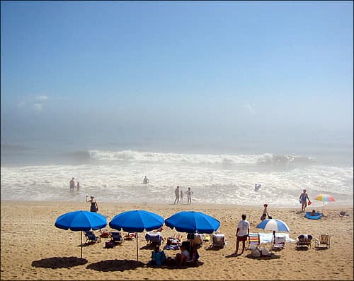 Eckner Street Beach — photo by Burnt Pixel