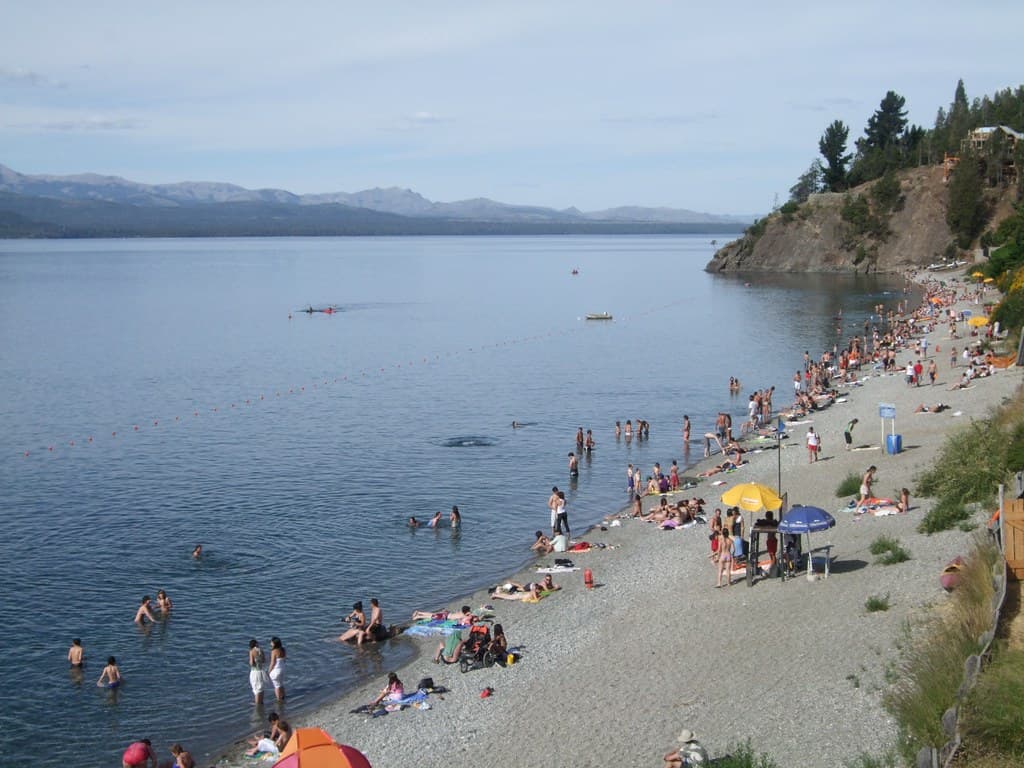 xmas day beachdwellers playa bonita, bariloche