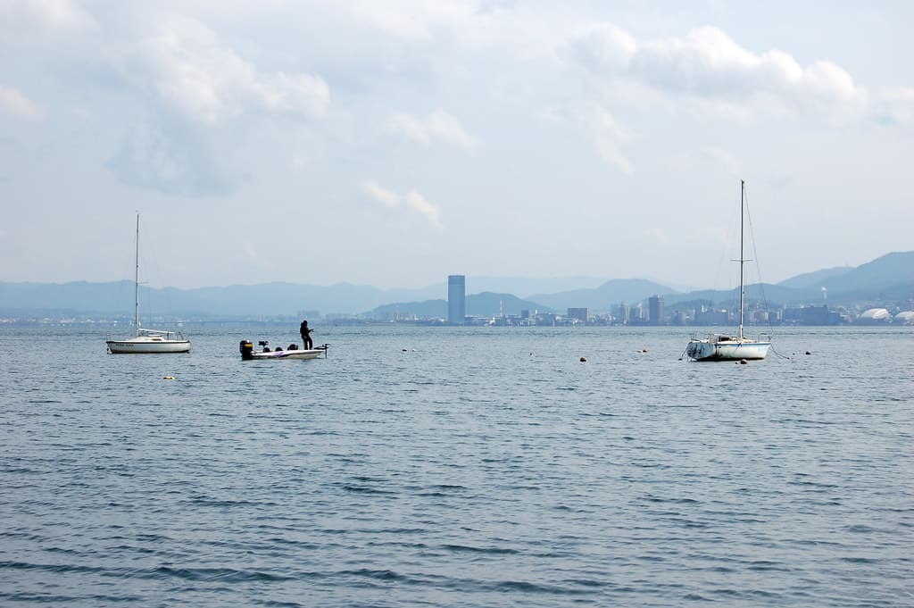 Lake Biwa - Bass Fishing (2007)