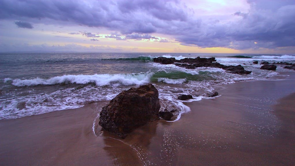 Sad Sands, Senggigi Beach Lombok Indonesia
