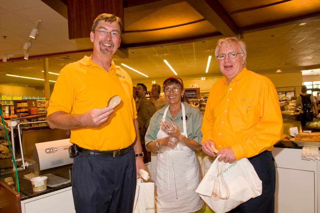 UFCW President Joe Hansen and Director of organizing Pat O'Neill greet Rosario Miramontes in the bakery section at Vons - The Market in Long Beach, CA