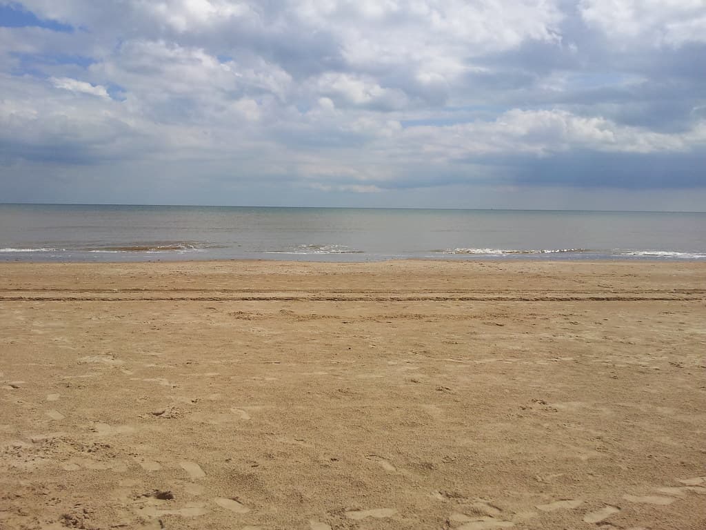 Trusthorpe Beach — photo by artesea