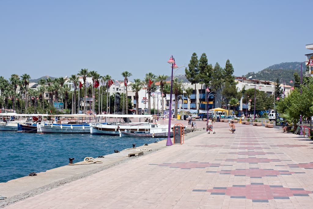 Uzunyalı Beach — photo by kadluba