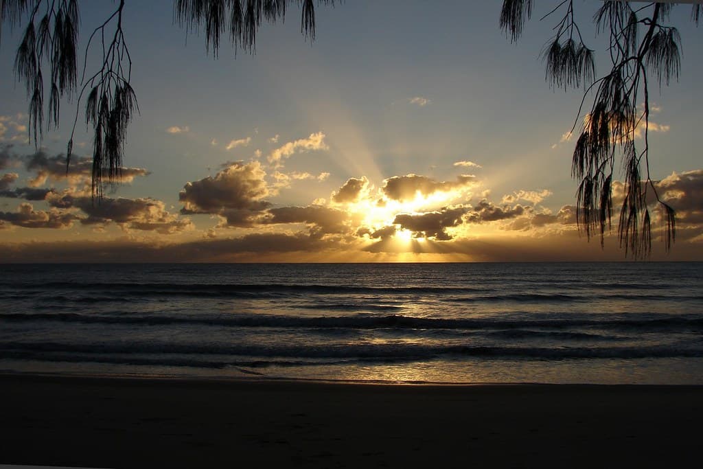 Sunrise in Hinchinbrook island