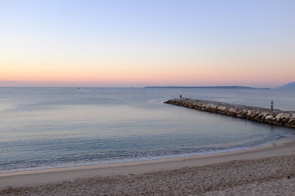 Plage de l'Argent Faux — photo by Leonardo F Gomes