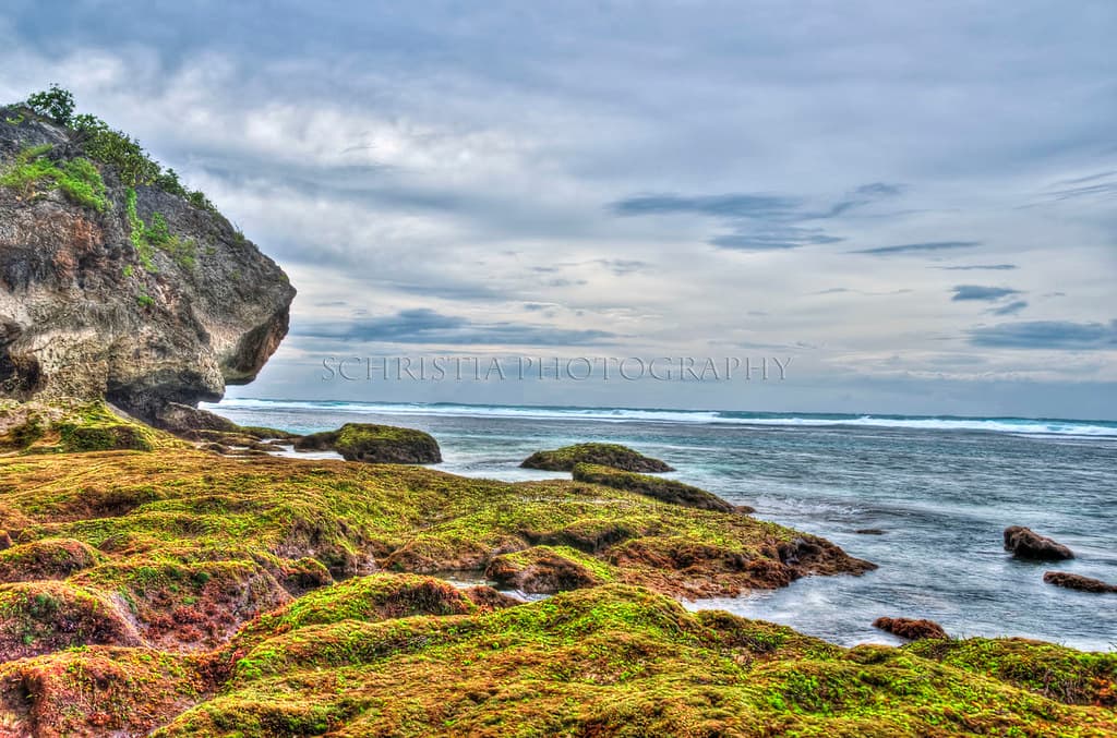 Suluban Beach, Bali  (DSC6436_7_8)