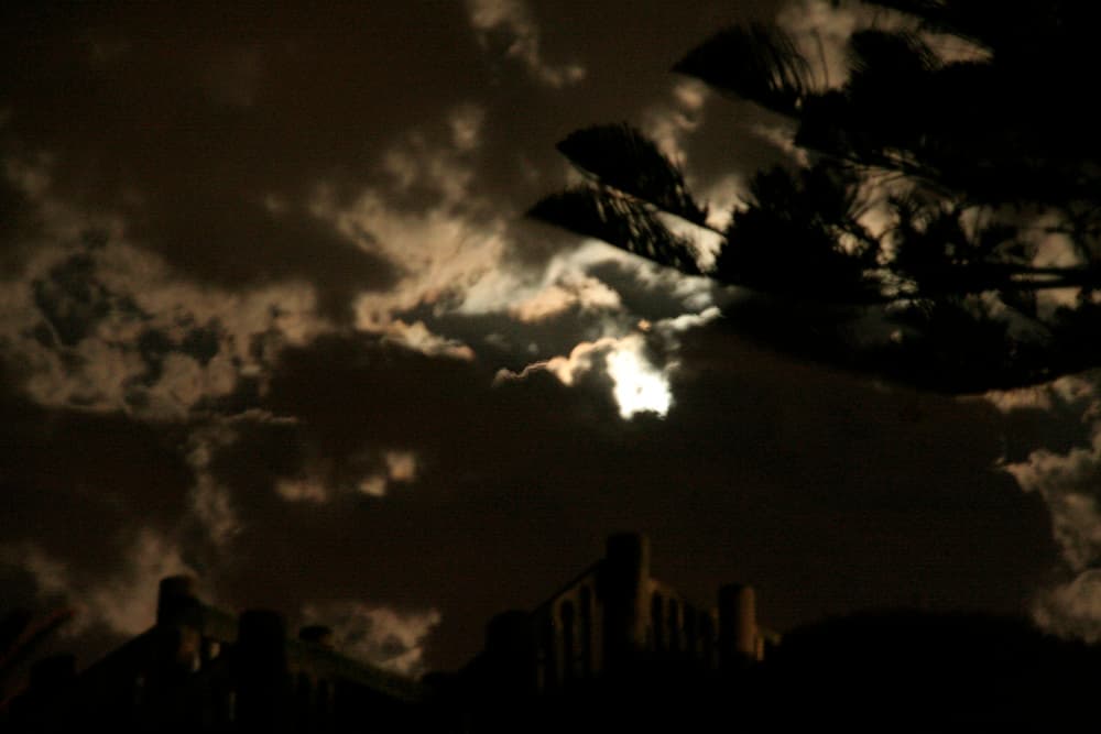 nye 2009 moonrise