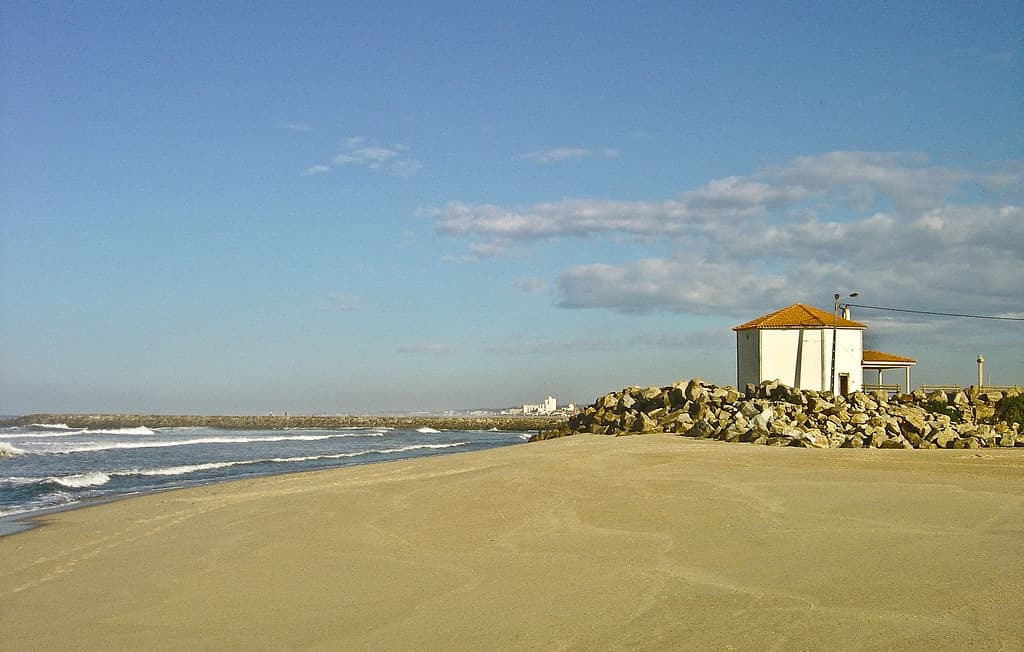 Praia de Cortegaça — photo by Portuguese_eyes
