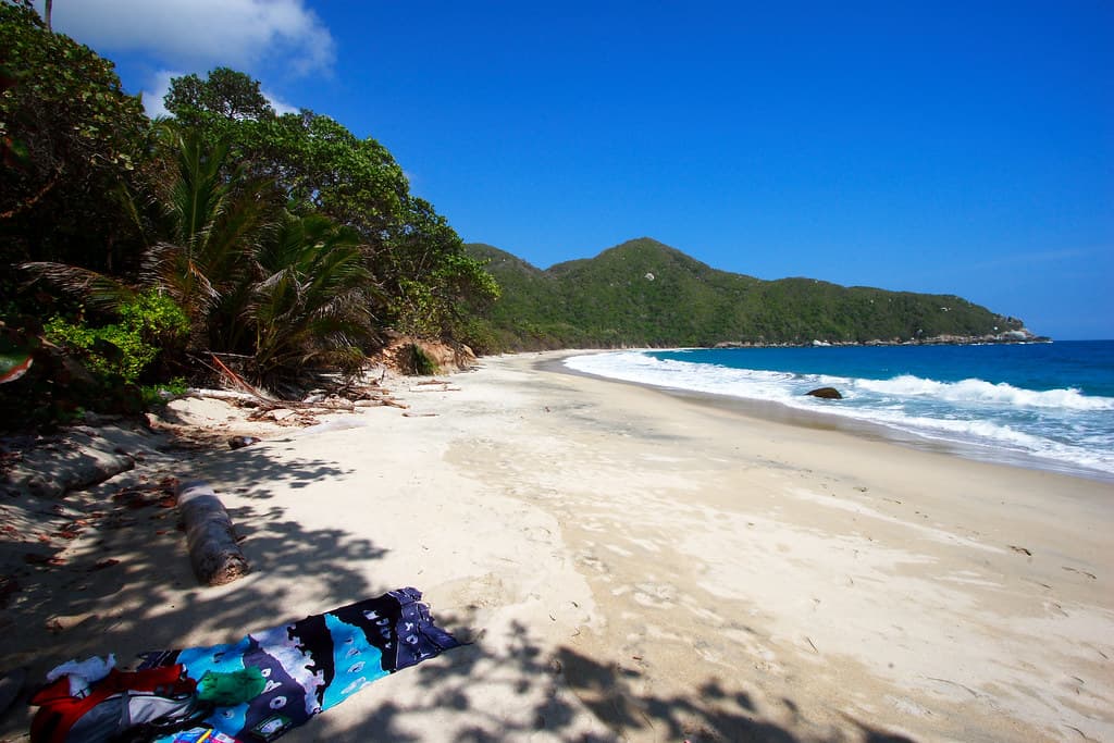 Bahía Cinto — photo by Roubicek