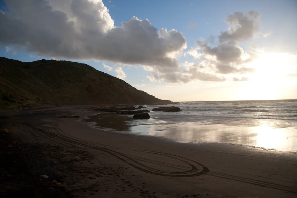 Waikato River Mouth Beach — photo by russellstreet