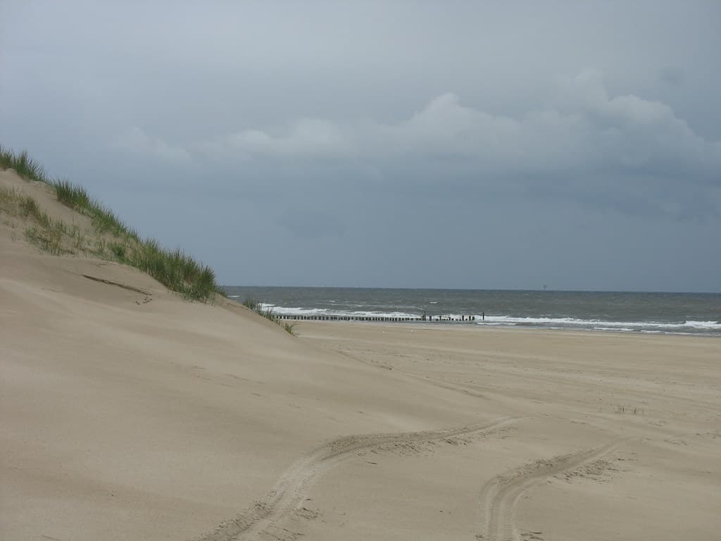 Strand Bergen aan Zee — photo by westher