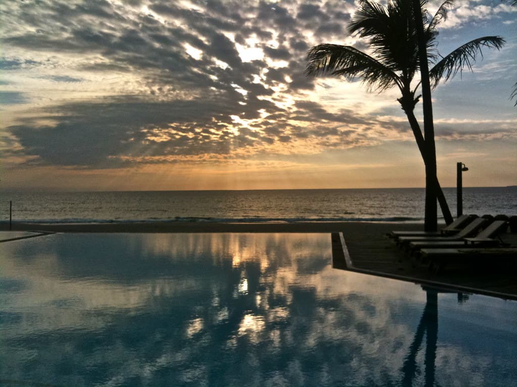 Ngwe Saung South Beach — photo by juandesant