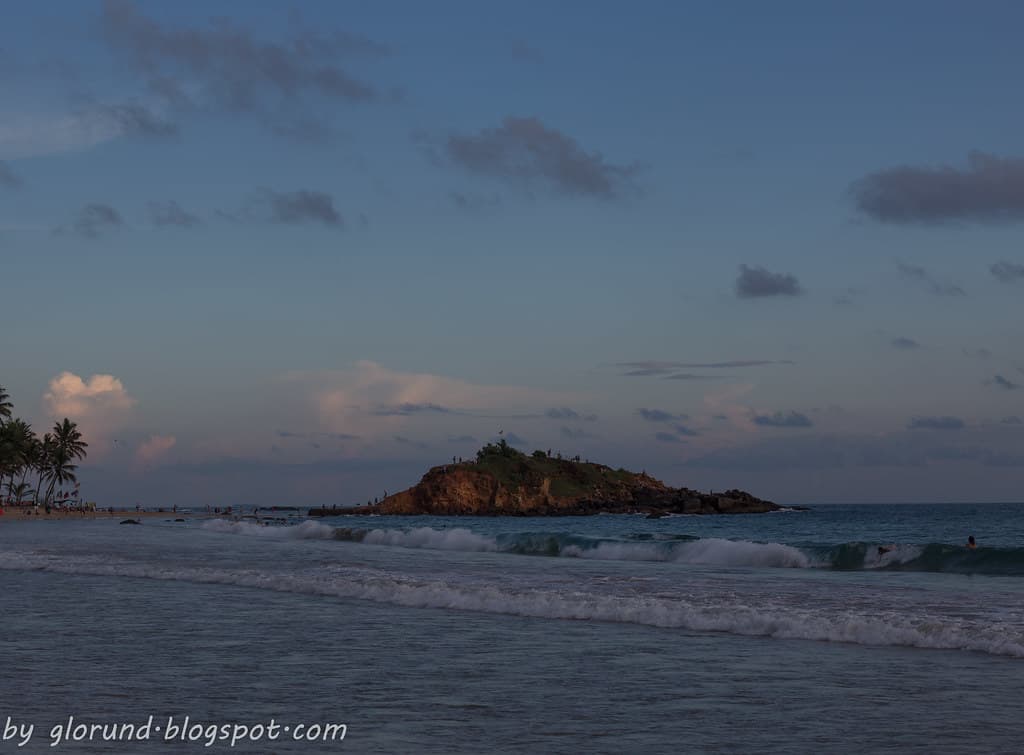 Midigama Beach