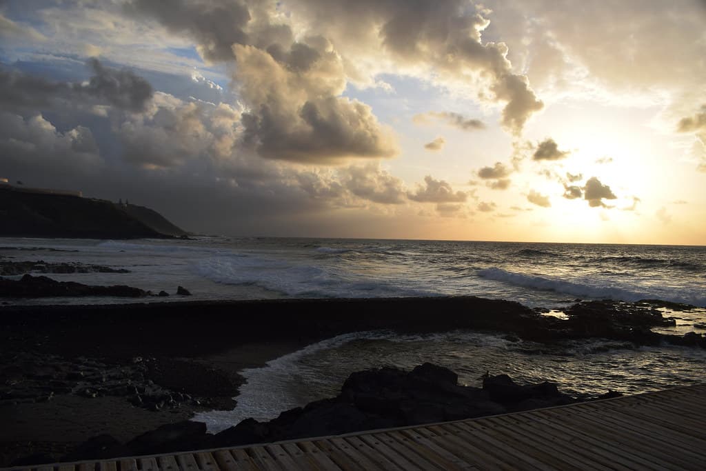 Playa de El Pris — photo by jsanrosa