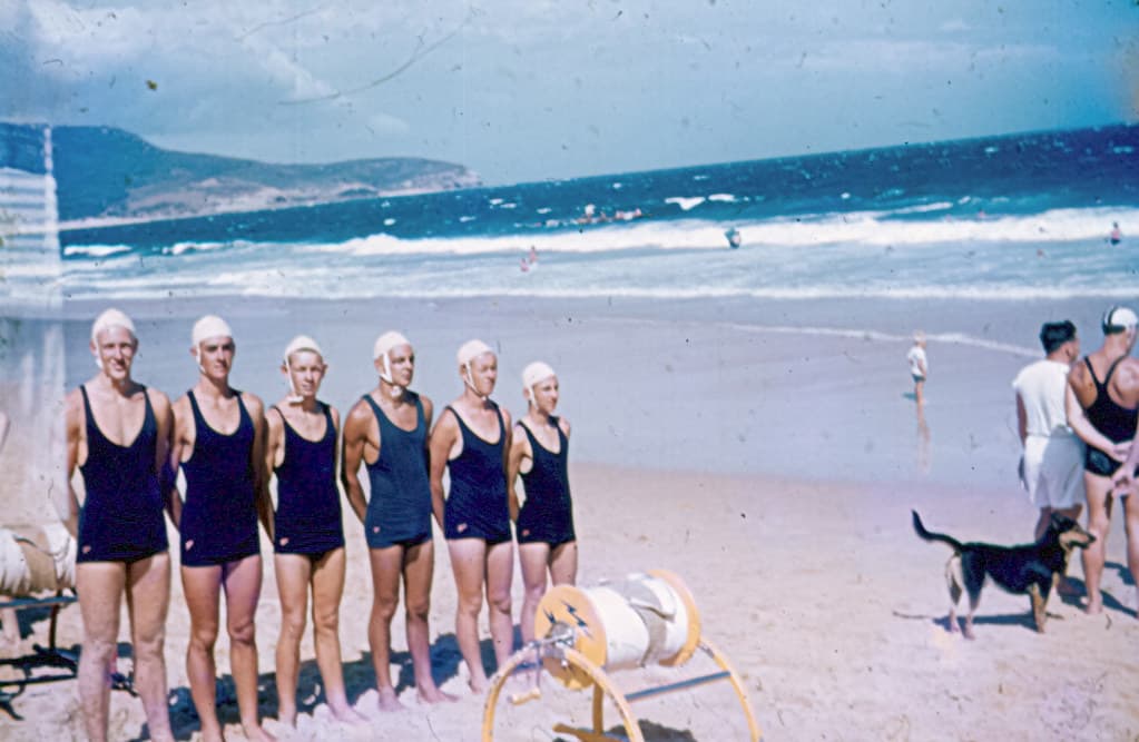 R & R Team (Toowoon Bay SLSC?) at MacMasters Beach