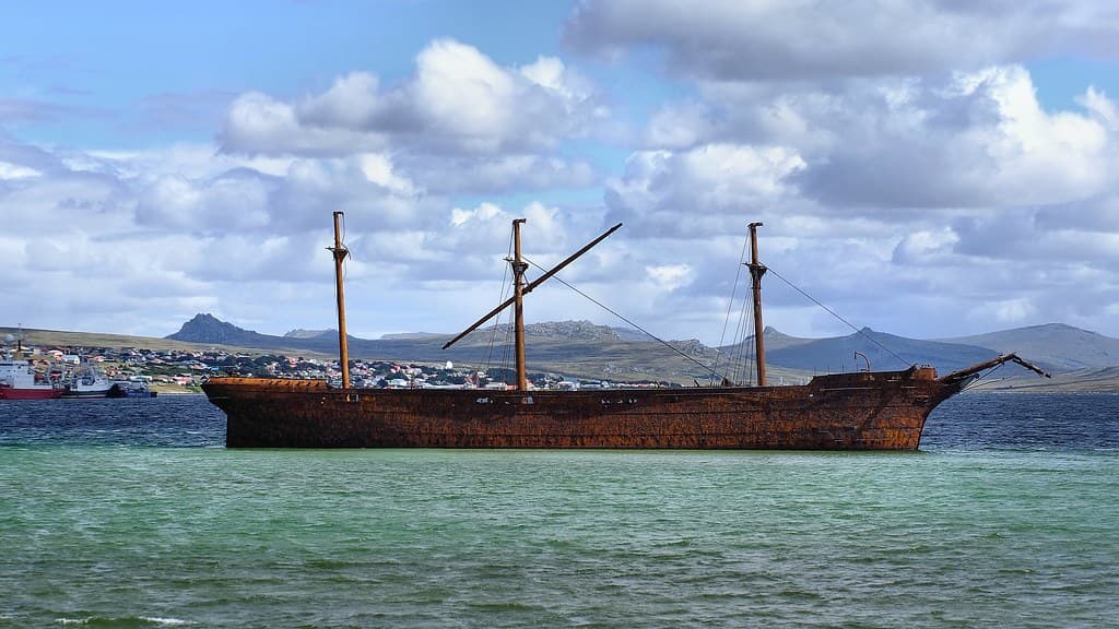 Lady Elizabeth, Whalebone Cove, Falklands 250