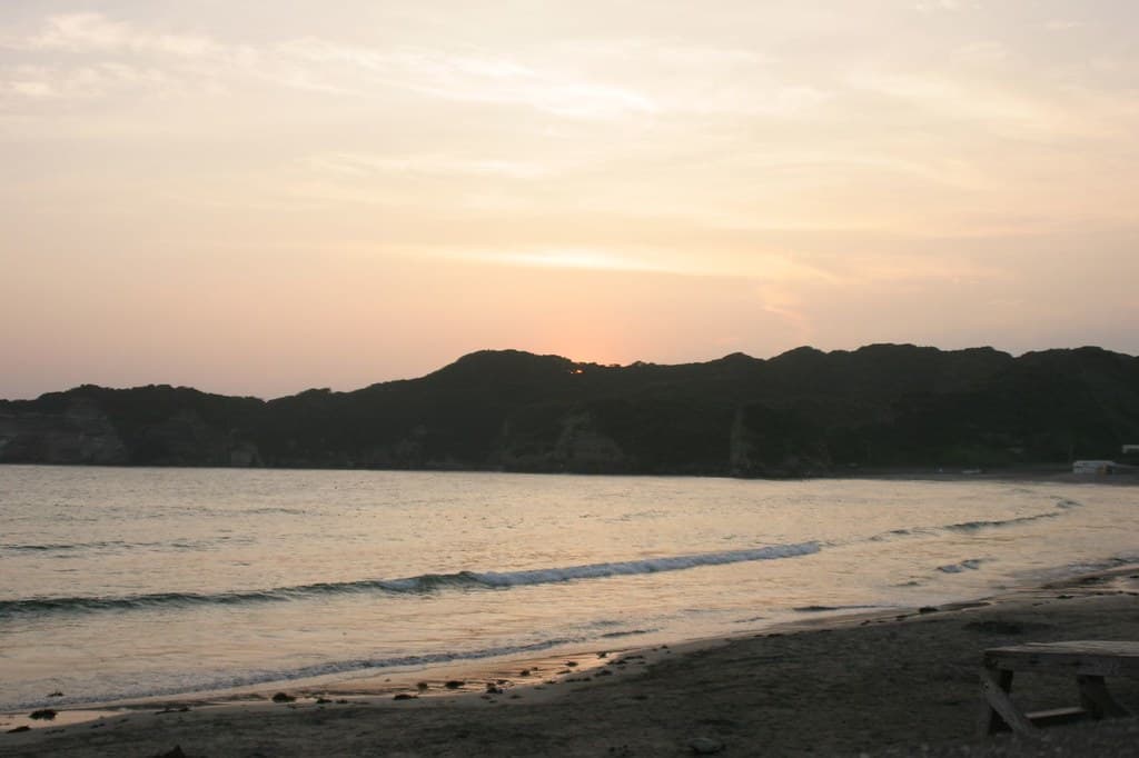 Okitsu Beach — photo by mrhayata