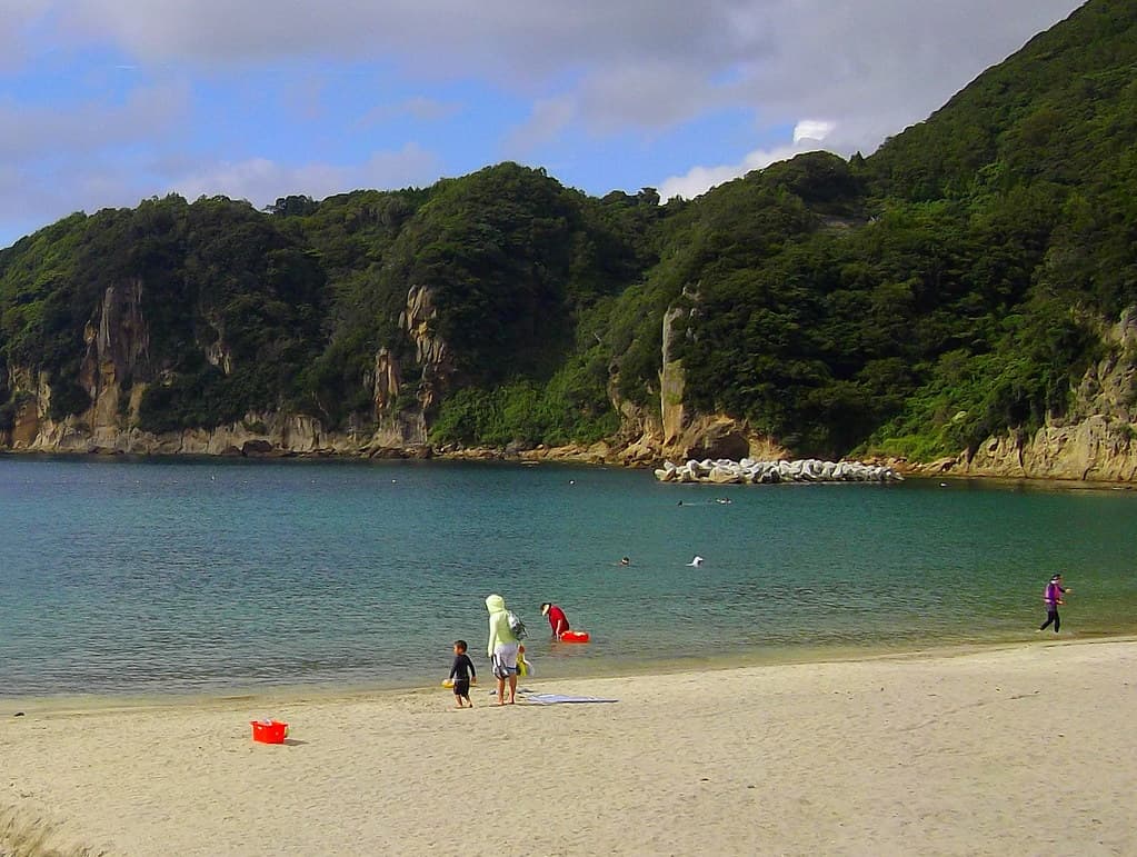 Kumomi Beach