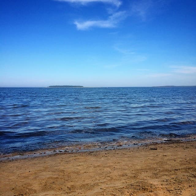 Koipsi Island Beach