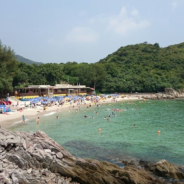 Nam Fung Wan Beach — photo by qwazymonkey