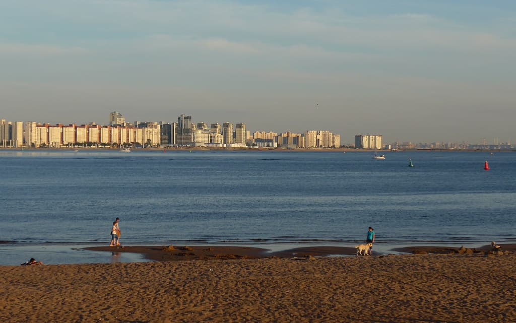 Lakhta Beach — photo by deepskyobject