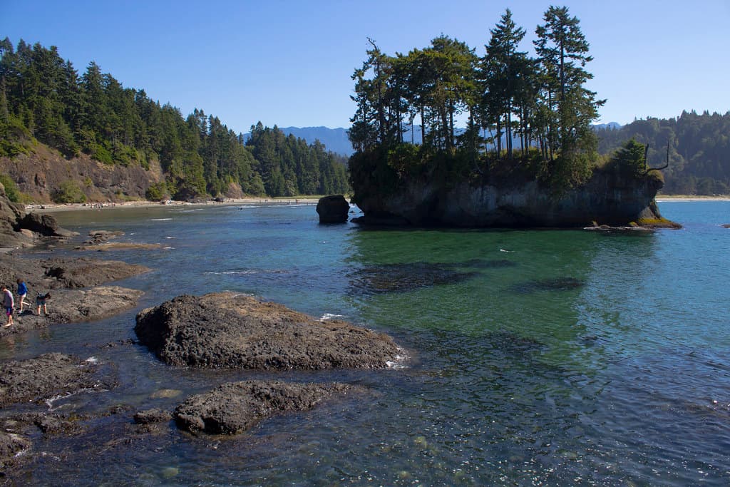 Cresent Bay