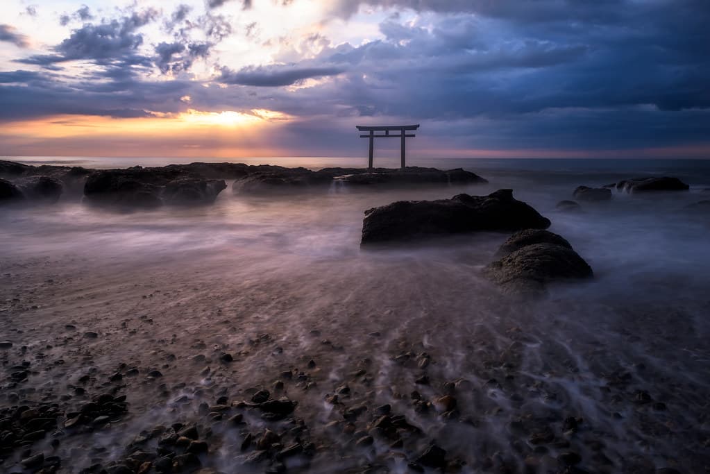 Ajigaura Beach — photo by arcreyes [-ratamahatta-]